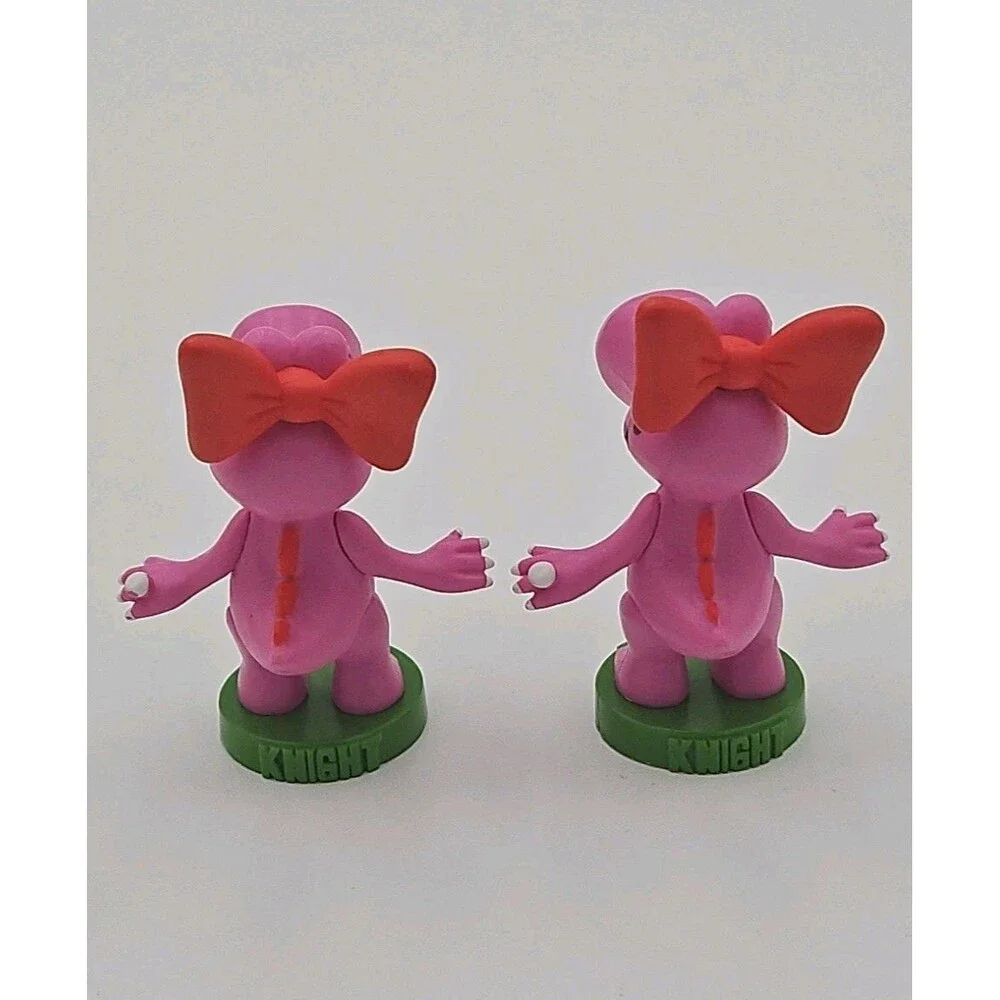 SUPER MARIO CHESS Yoshi Knight Replacement Pieces lot of 2